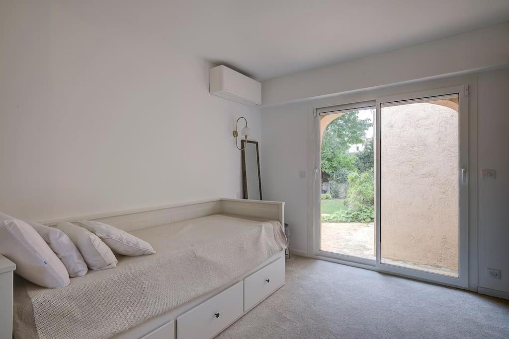 Villa Julia First Vallauris Luaran gambar