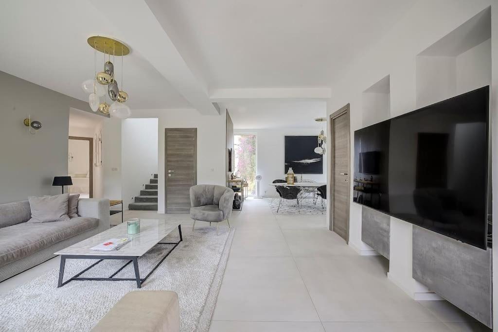 Villa Julia First Vallauris Luaran gambar